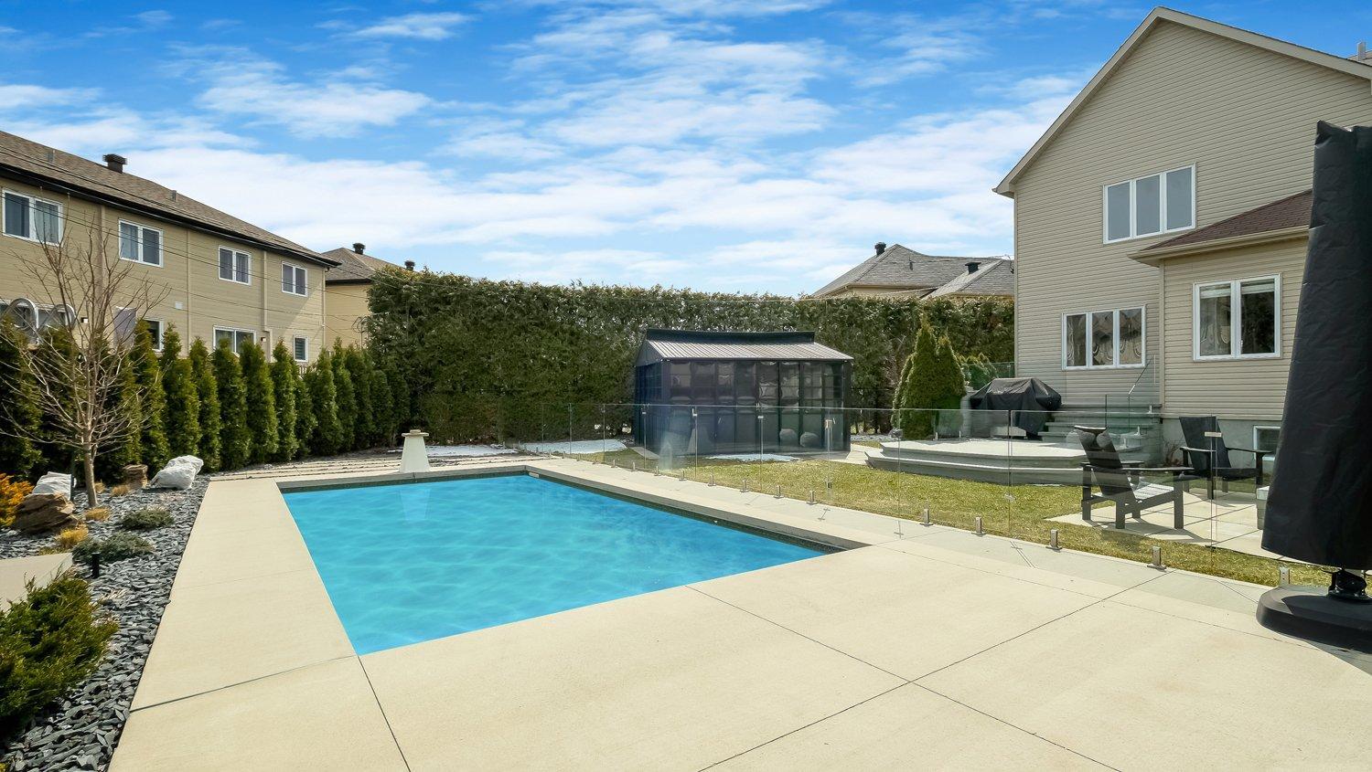 









40


Rue Paul-Chartrand

,
Saint-Philippe,




QC
J0L2K0

