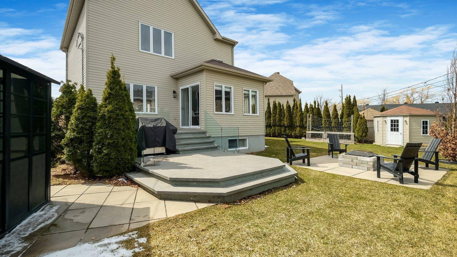 









40


Rue Paul-Chartrand

,
Saint-Philippe,




QC
J0L2K0

