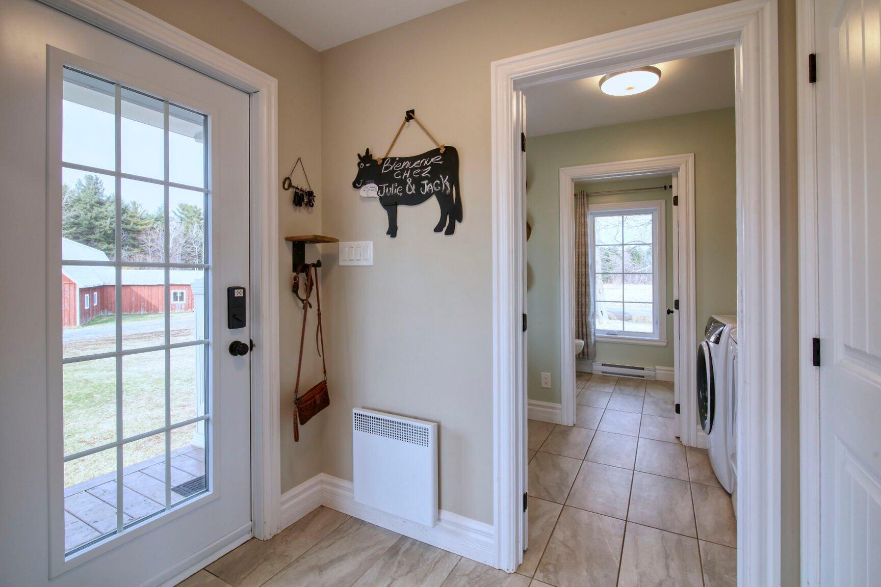 









2301Z


Ch. Wolfe Ridge

,
Clarenceville,




QC
J0J1B0

