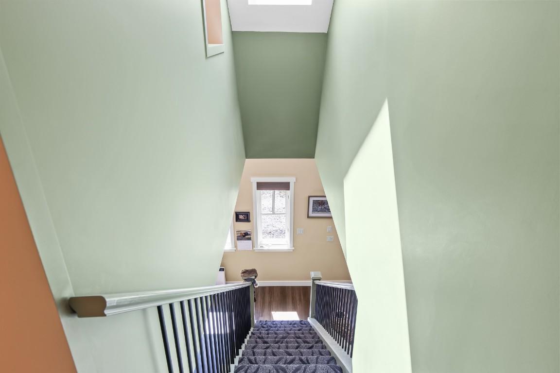 









6871


33

Highway,
Kelowna,




BC
V1P 1H9

