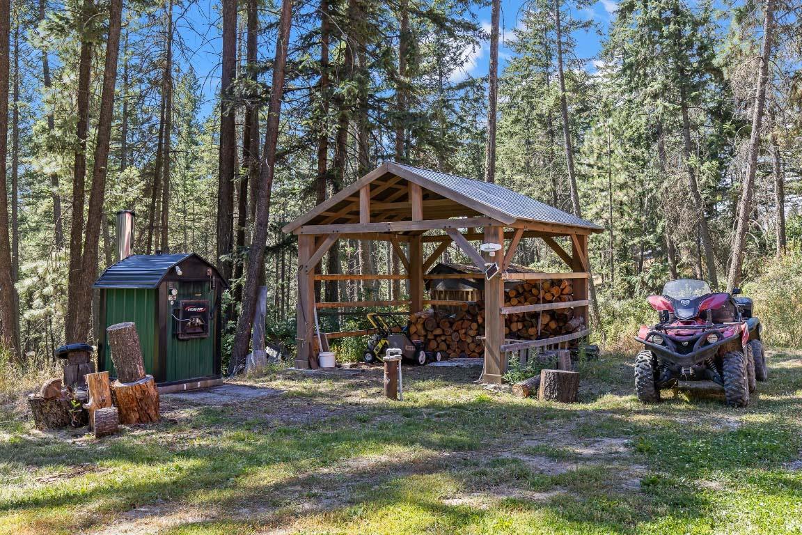 









6871


33

Highway,
Kelowna,




BC
V1P 1H9

