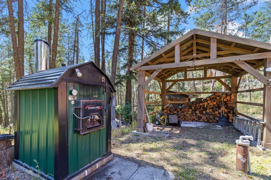









6871


33

Highway,
Kelowna,




BC
V1P 1H9

