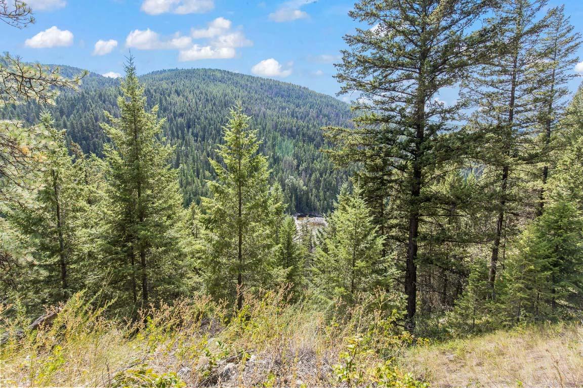 









6871


33

Highway,
Kelowna,




BC
V1P 1H9


