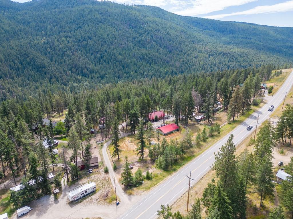 









6871


33

Highway,
Kelowna,




BC
V1P 1H9

