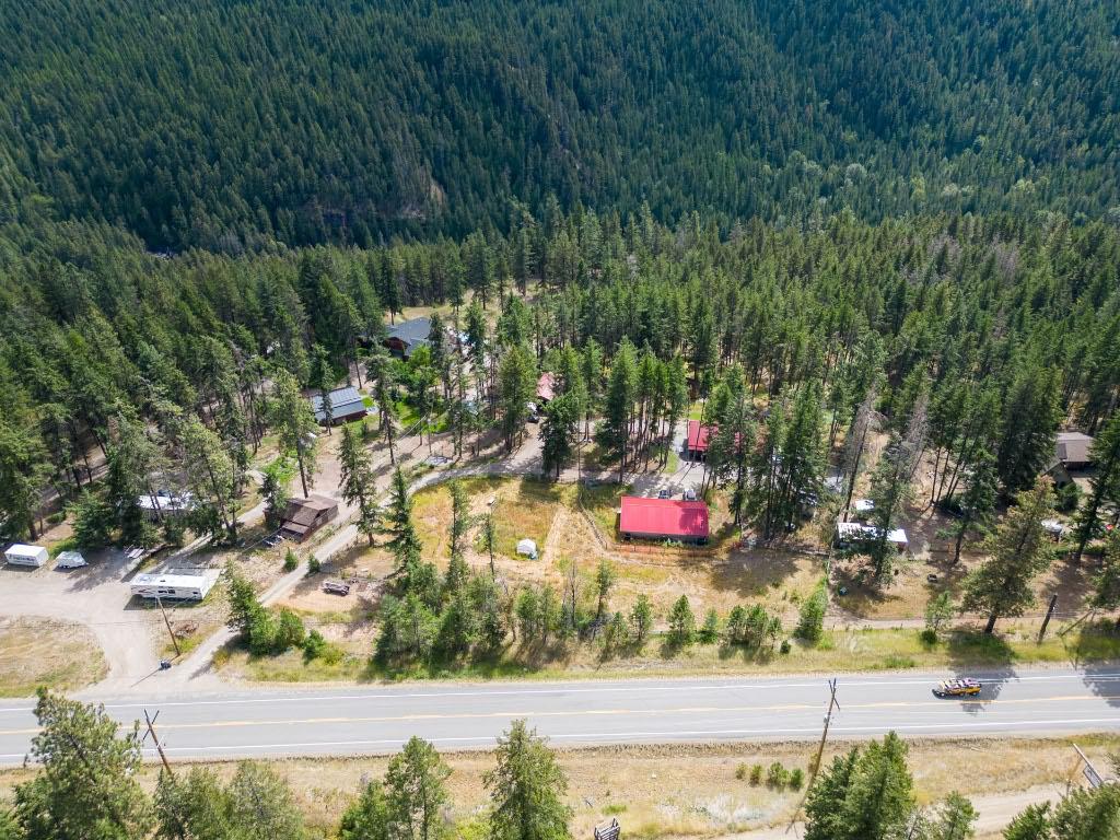 









6871


33

Highway,
Kelowna,




BC
V1P 1H9

