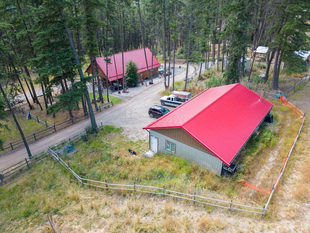 









6871


33

Highway,
Kelowna,




BC
V1P 1H9

