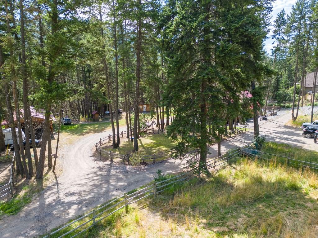 









6871


33

Highway,
Kelowna,




BC
V1P 1H9

