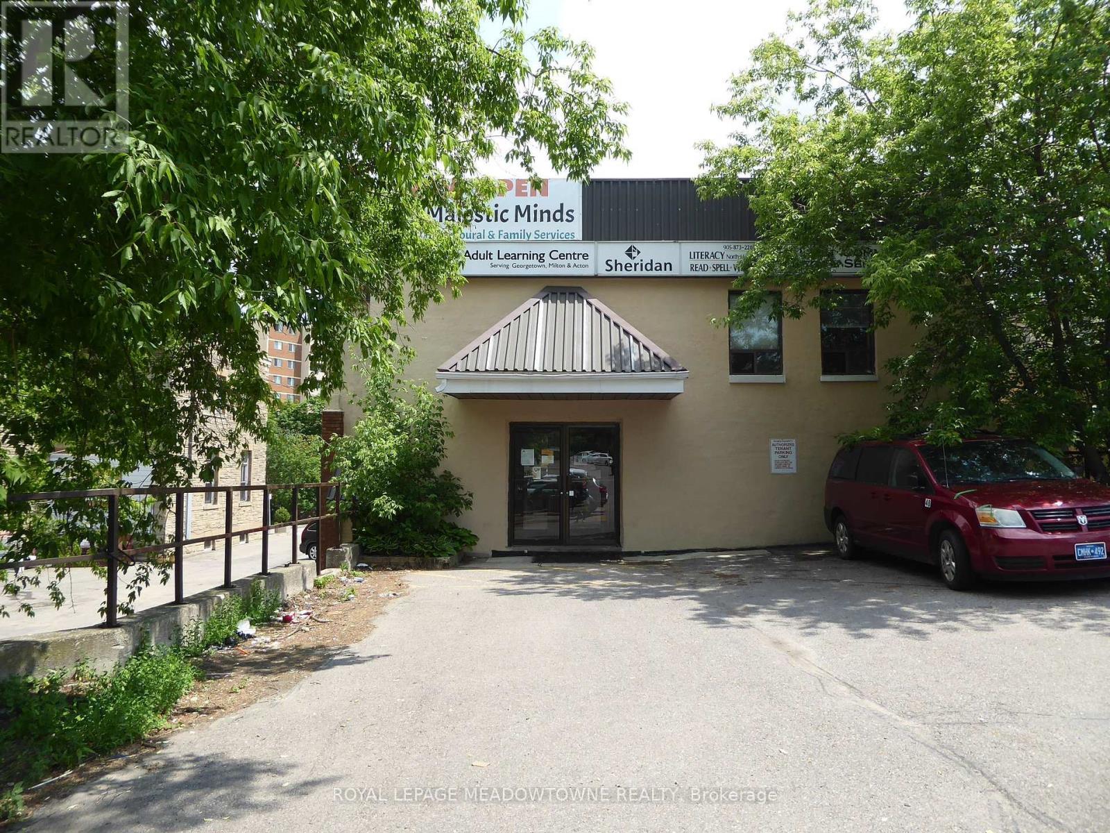 












72-74 MILL STREET

,
Halton Hills,




Ontario
L7G2C9

