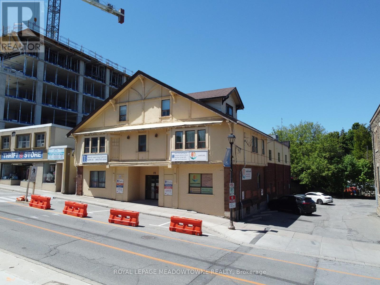 












72-74 MILL STREET

,
Halton Hills,




Ontario
L7G2C9


