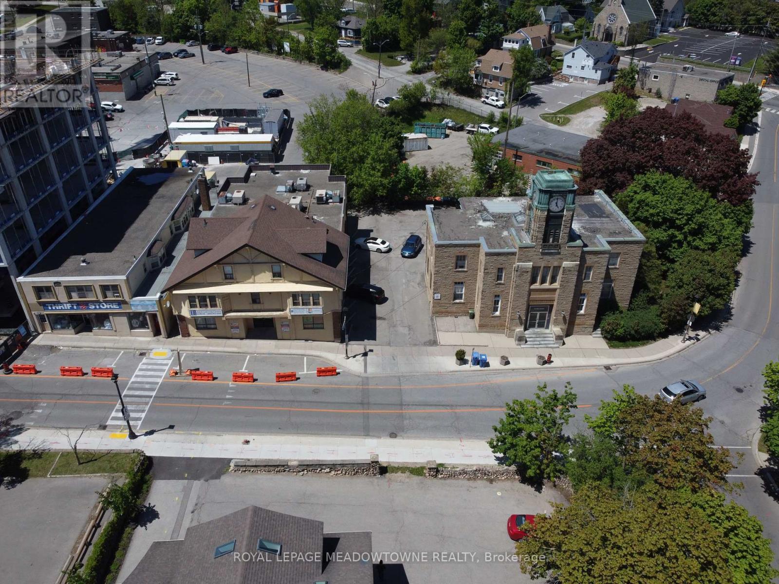 












72-74 MILL STREET

,
Halton Hills,




Ontario
L7G2C9

