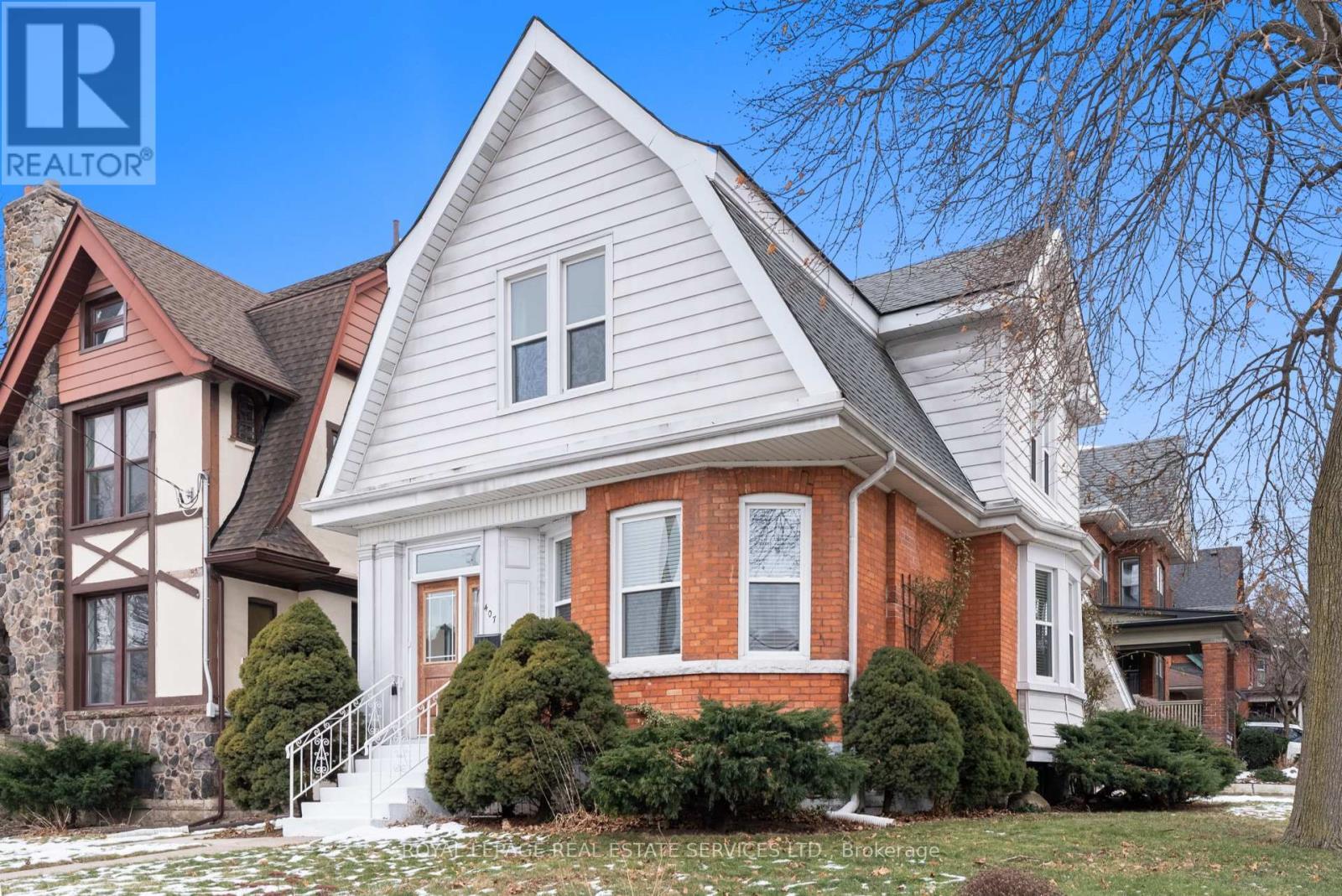 












407 ABERDEEN AVENUE

,
Hamilton,




Ontario
L8P2R9

