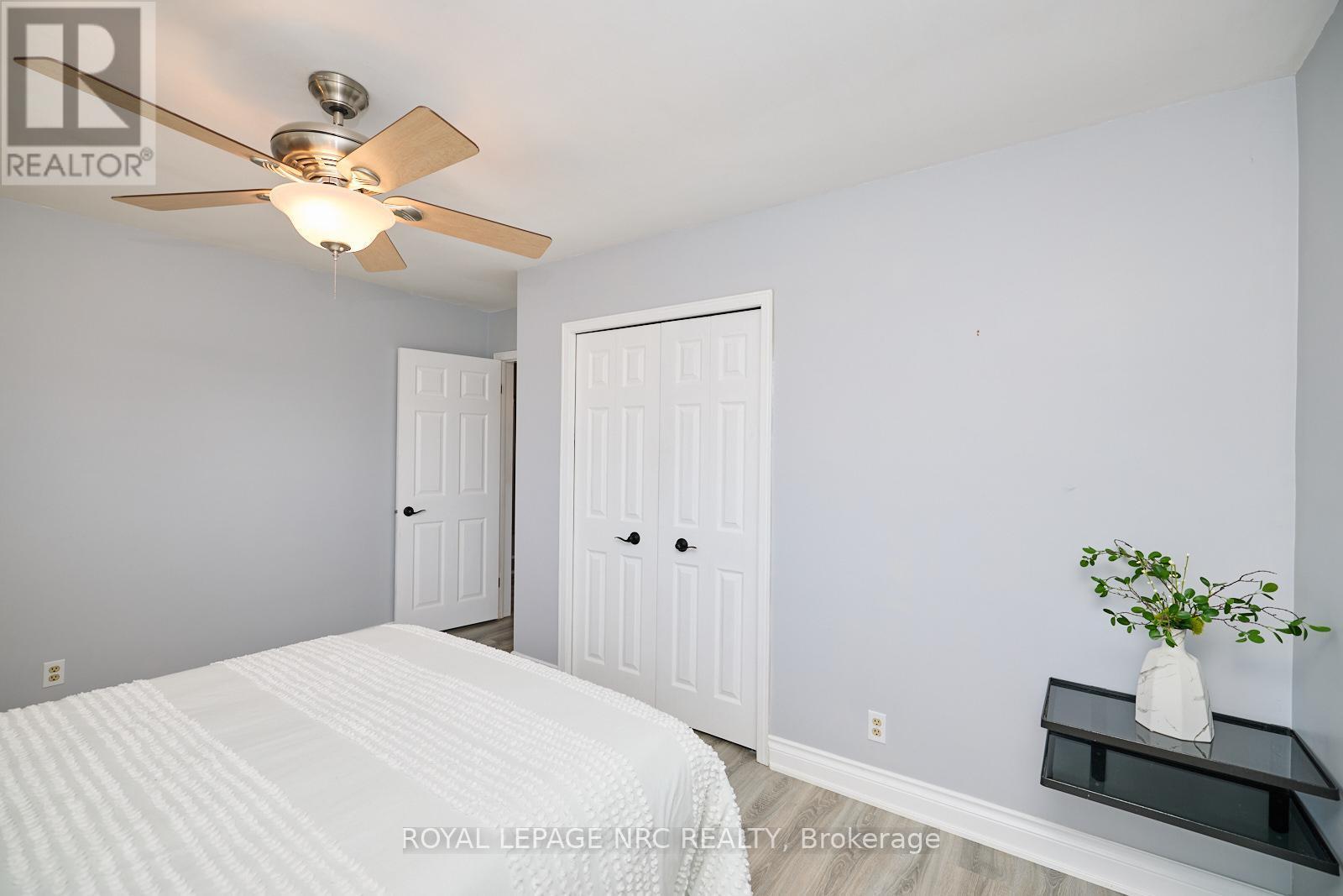 












3327 WILTSHIRE BOULEVARD

,
Niagara Falls (Casey),




Ontario
L2J3M1

