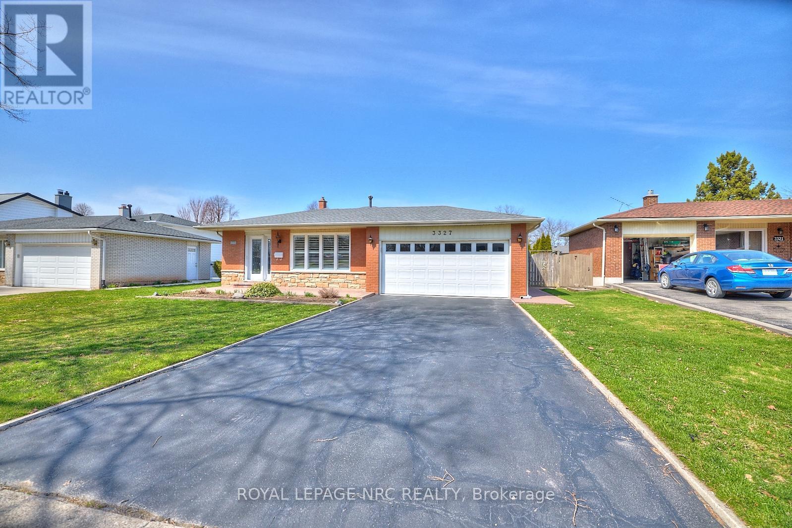 












3327 WILTSHIRE BOULEVARD

,
Niagara Falls (Casey),




Ontario
L2J3M1

