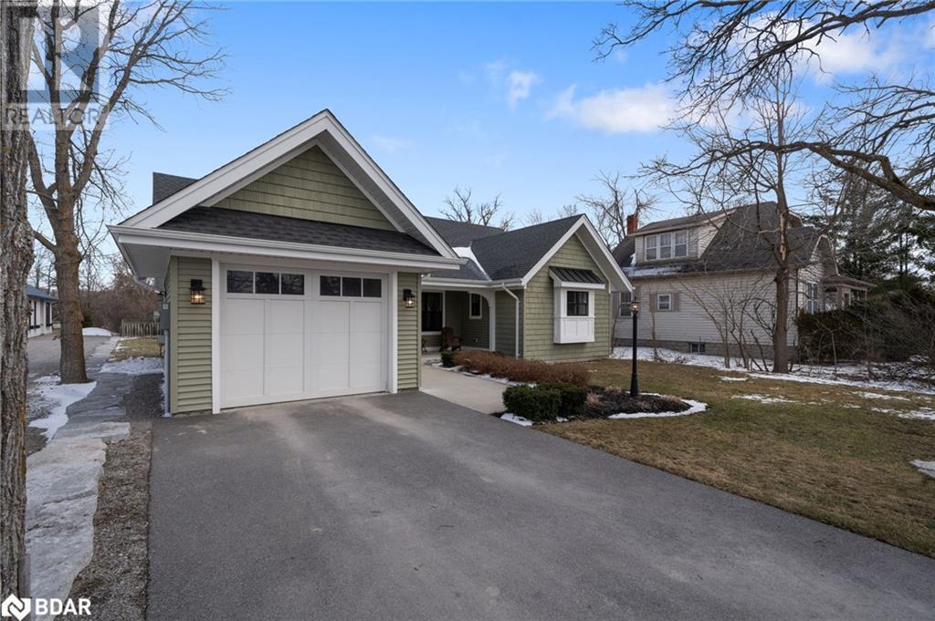 












60 NEED Street

,
Bobcaygeon,




Ontario
K0M1A0

