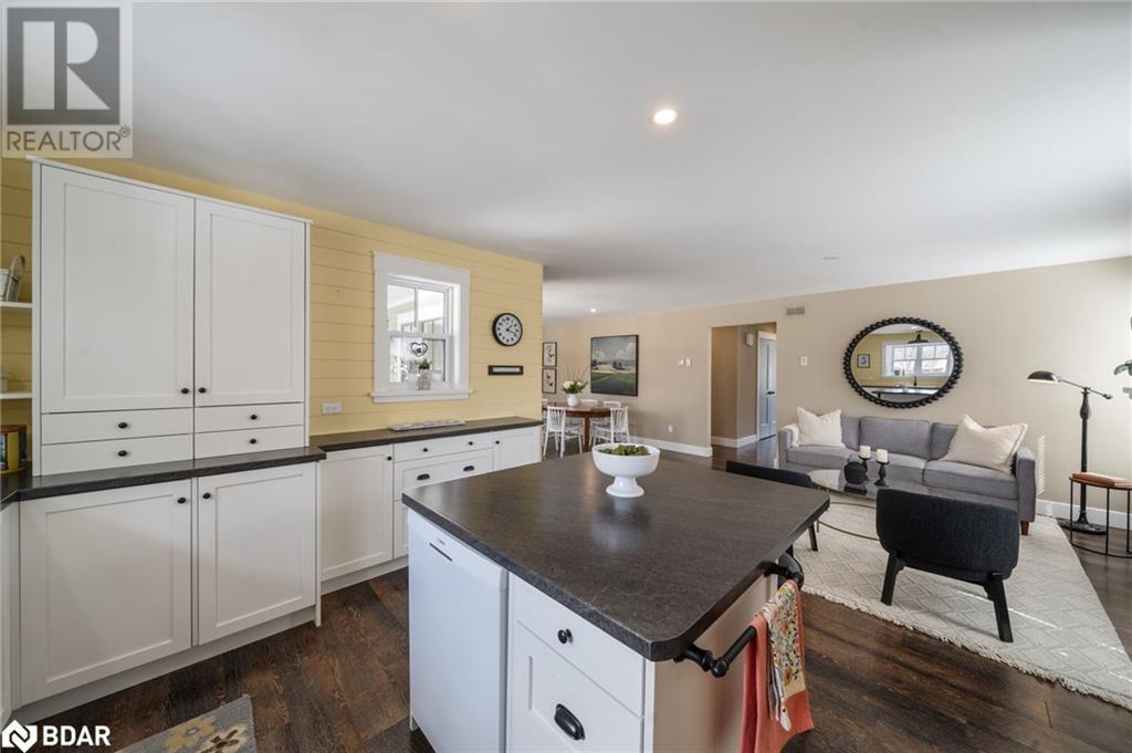 












60 NEED Street

,
Bobcaygeon,




Ontario
K0M1A0

