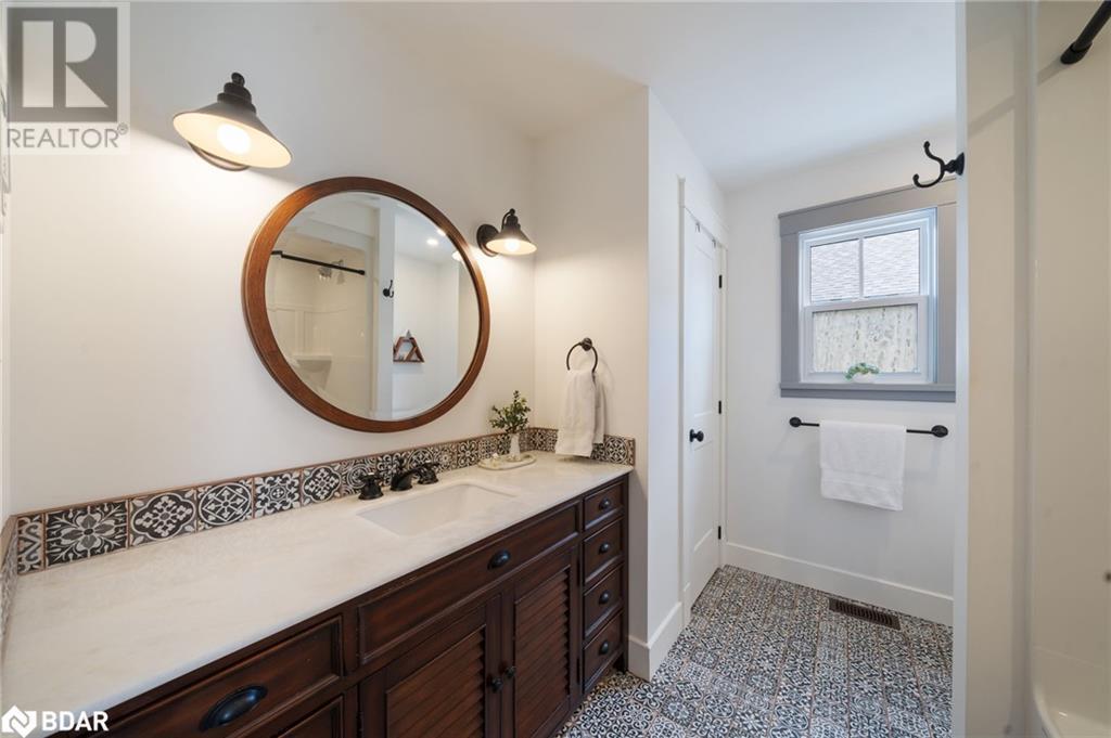 












60 NEED Street

,
Bobcaygeon,




Ontario
K0M1A0

