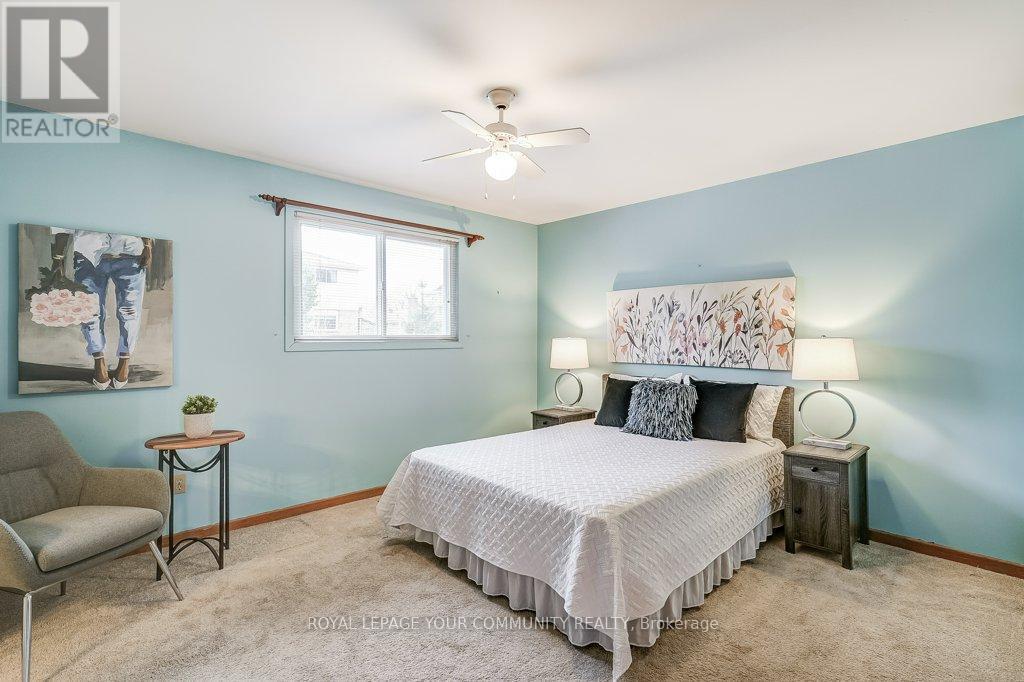 












366 COLBORNE STREET

,
Bradford West Gwillimbury,




Ontario
L3Z1C8

