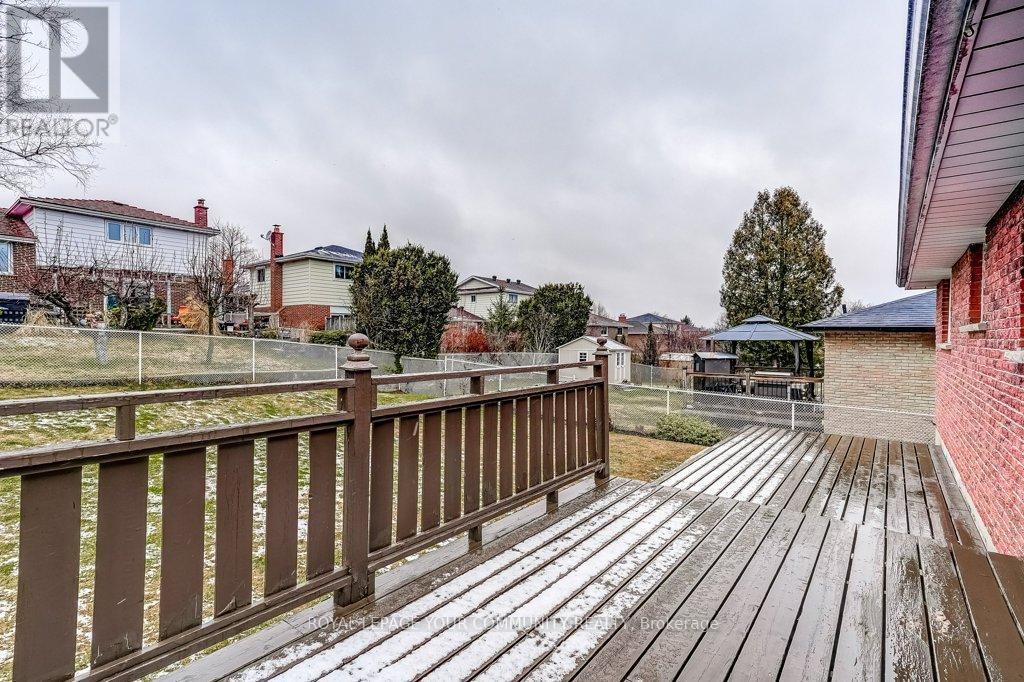












366 COLBORNE STREET

,
Bradford West Gwillimbury,




Ontario
L3Z1C8

