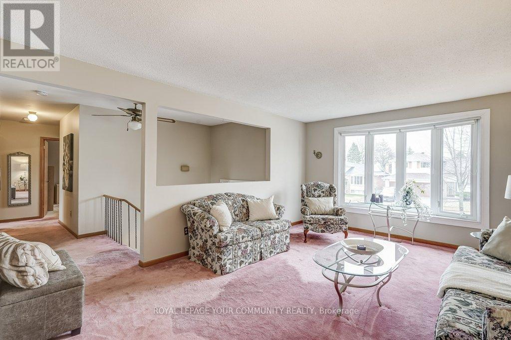 












366 COLBORNE STREET

,
Bradford West Gwillimbury,




Ontario
L3Z1C8

