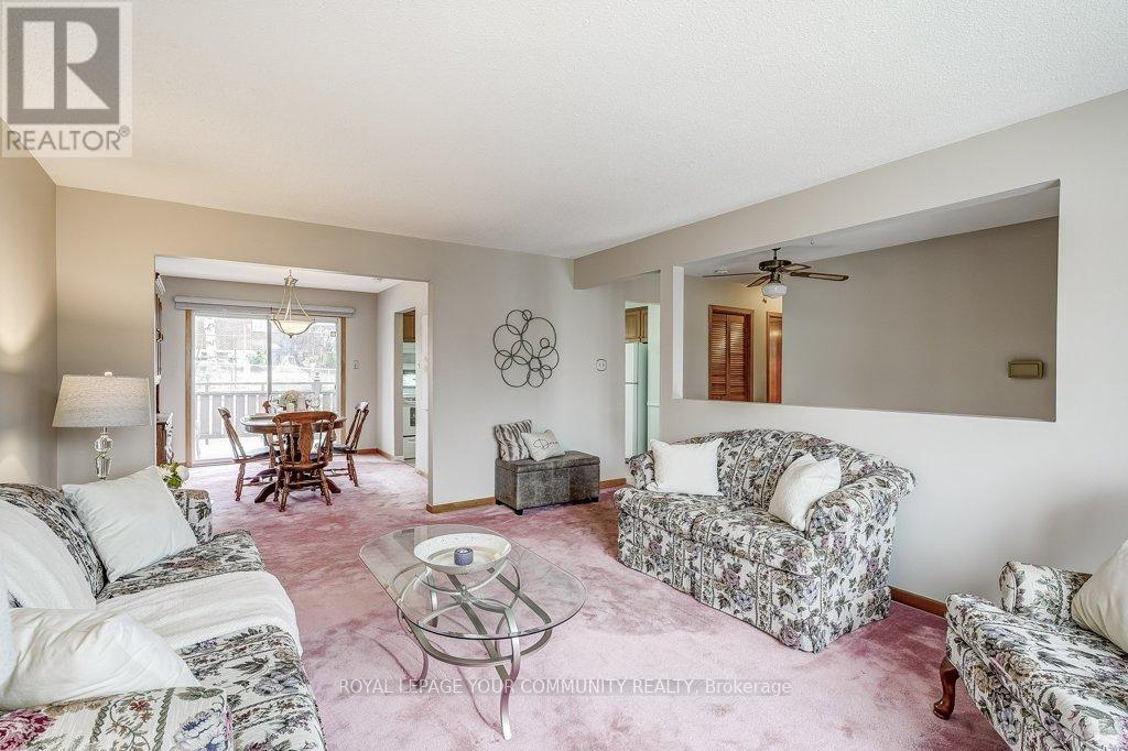 












366 COLBORNE STREET

,
Bradford West Gwillimbury,




Ontario
L3Z1C8

