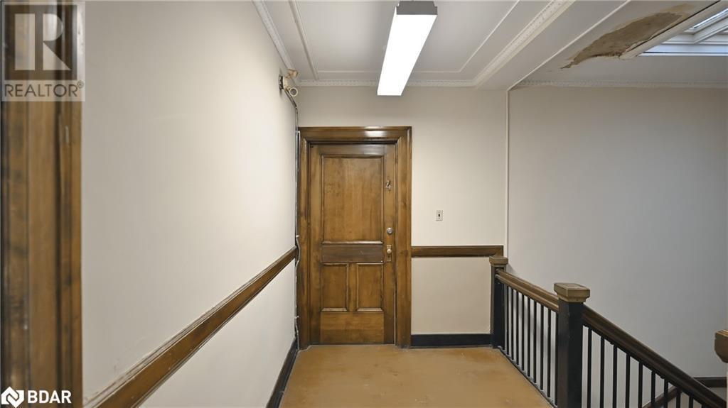 












70 MILL Street

,
Georgetown,




Ontario
L7G2C9

