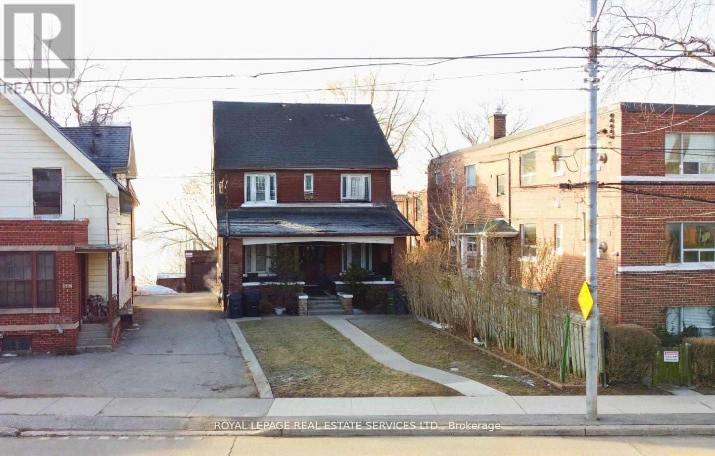












2707 LAKE SHORE BOULEVARD W

,
Toronto,




Ontario
M8V1G6

