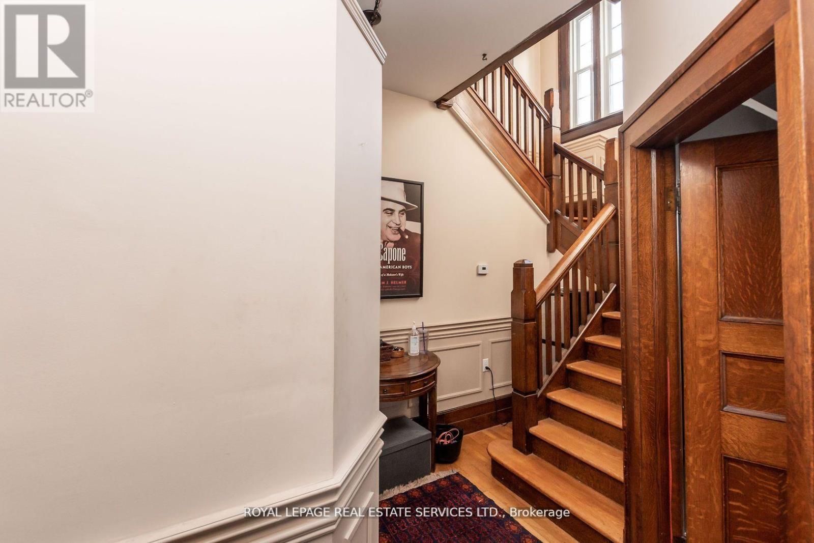 












2707 LAKE SHORE BOULEVARD W

,
Toronto,




Ontario
M8V1G6

