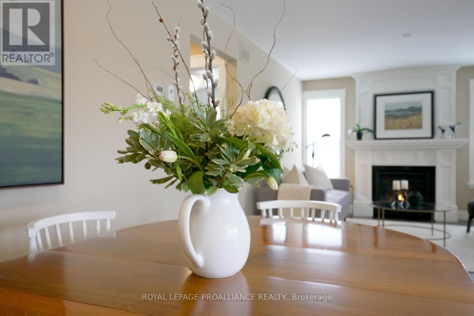 












60 NEED STREET

,
Kawartha Lakes (Bobcaygeon),




Ontario
K0M1A0


