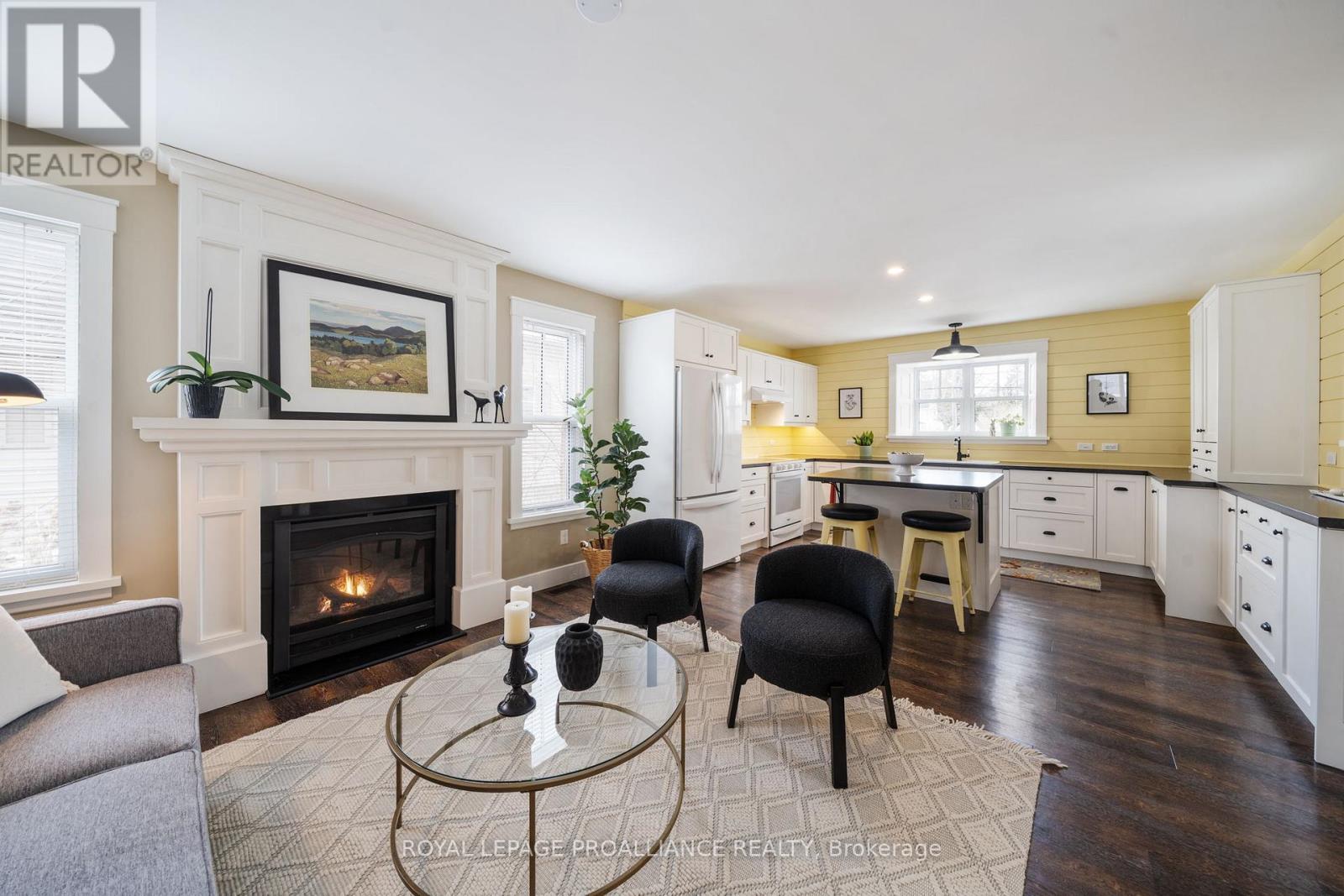 












60 NEED STREET

,
Kawartha Lakes (Bobcaygeon),




Ontario
K0M1A0

