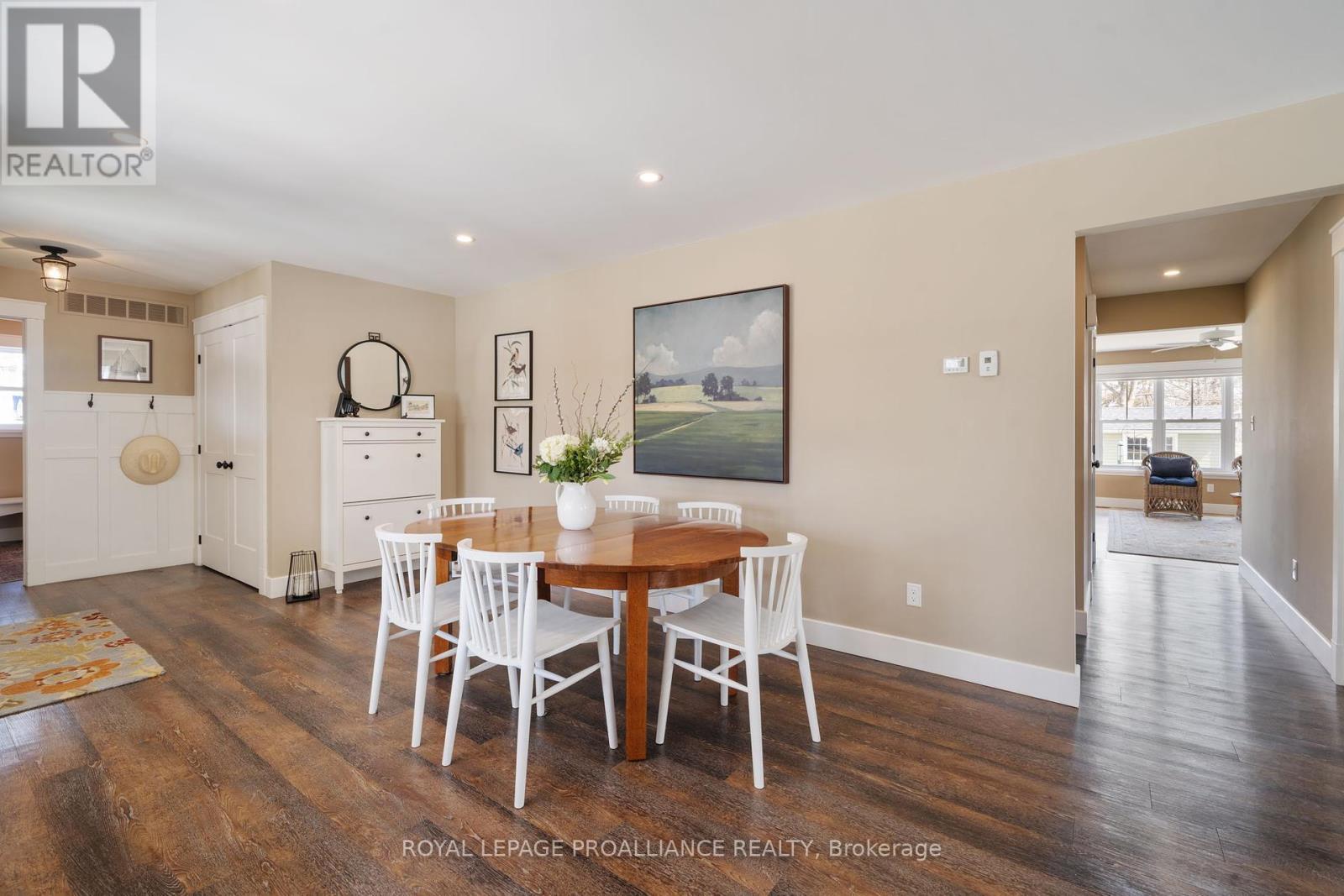 












60 NEED STREET

,
Kawartha Lakes (Bobcaygeon),




Ontario
K0M1A0

