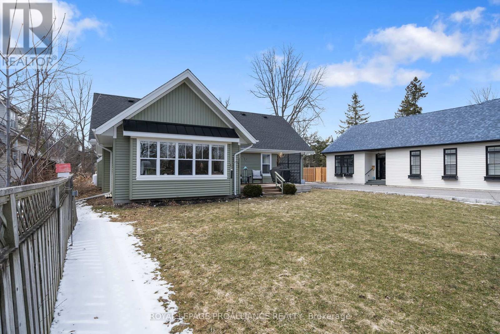 












60 NEED STREET

,
Kawartha Lakes (Bobcaygeon),




Ontario
K0M1A0

