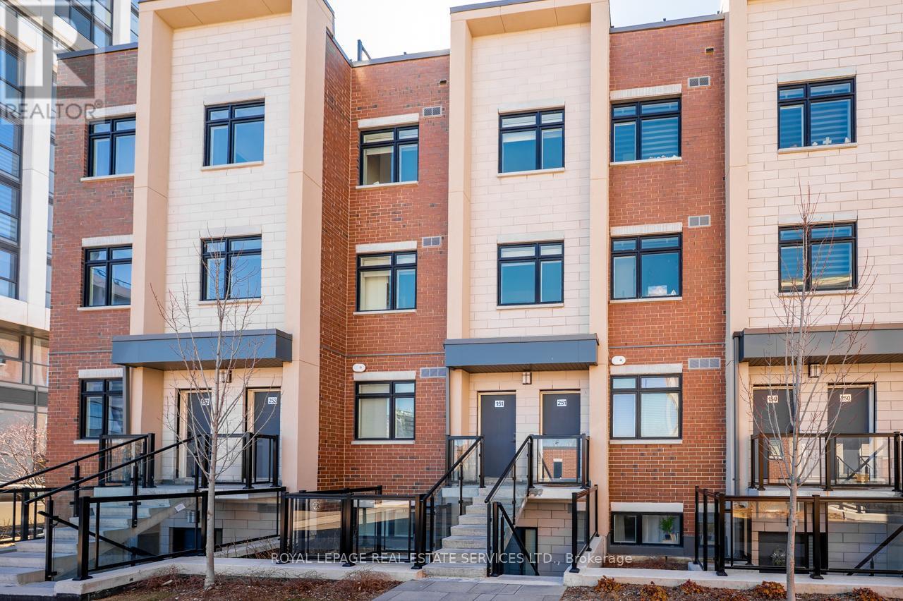 












251 - 1075 DOUGLAS MCCURDY COMMON

,
Mississauga,




Ontario
L5G0C6

