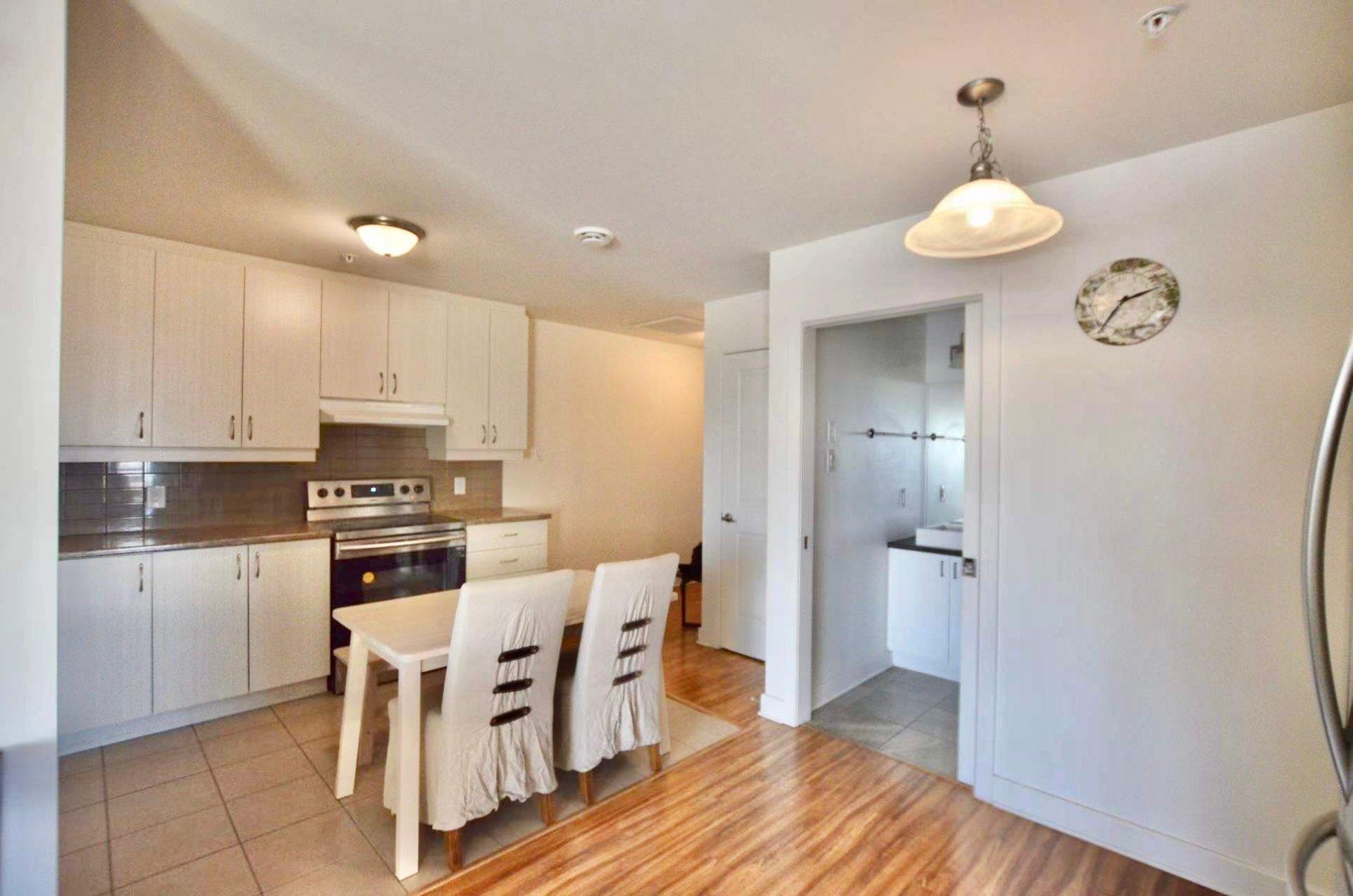 









7040


Rue Allard

, 843,
Montréal (LaSalle),




QC
H8N0C9

