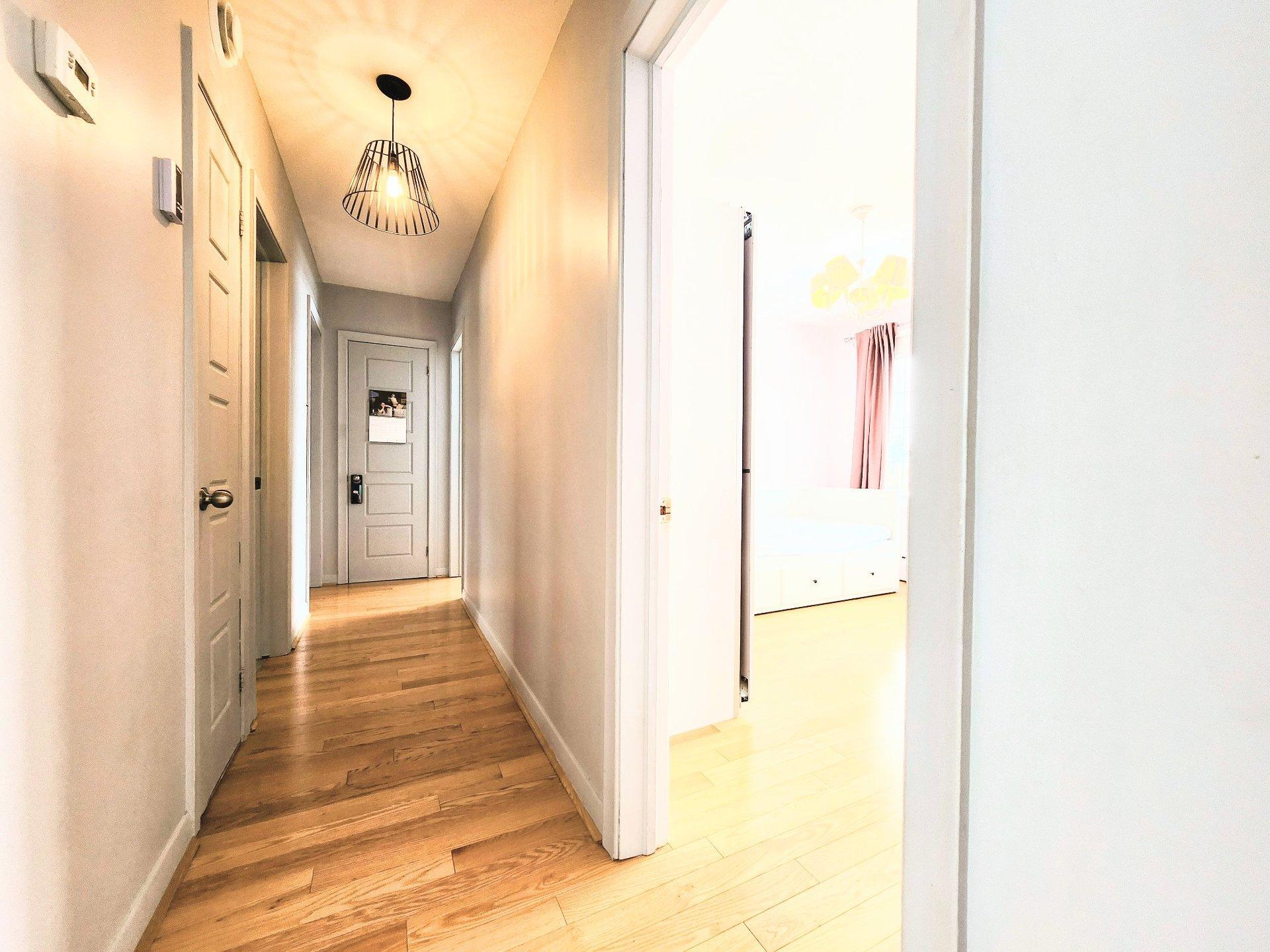 









69


9e Rue

,
Shawinigan,




QC
G9T4E9

