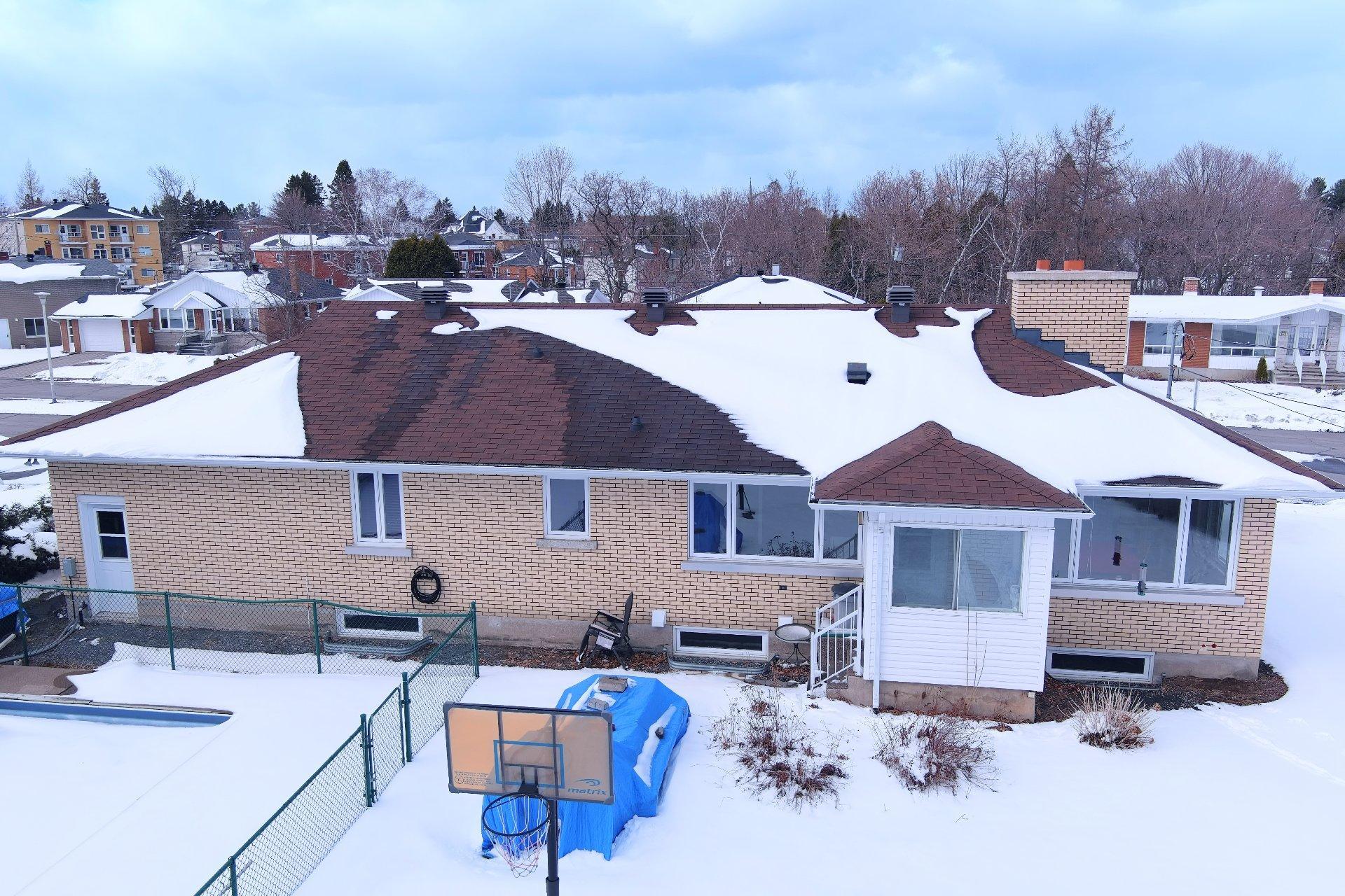 









69


9e Rue

,
Shawinigan,




QC
G9T4E9

