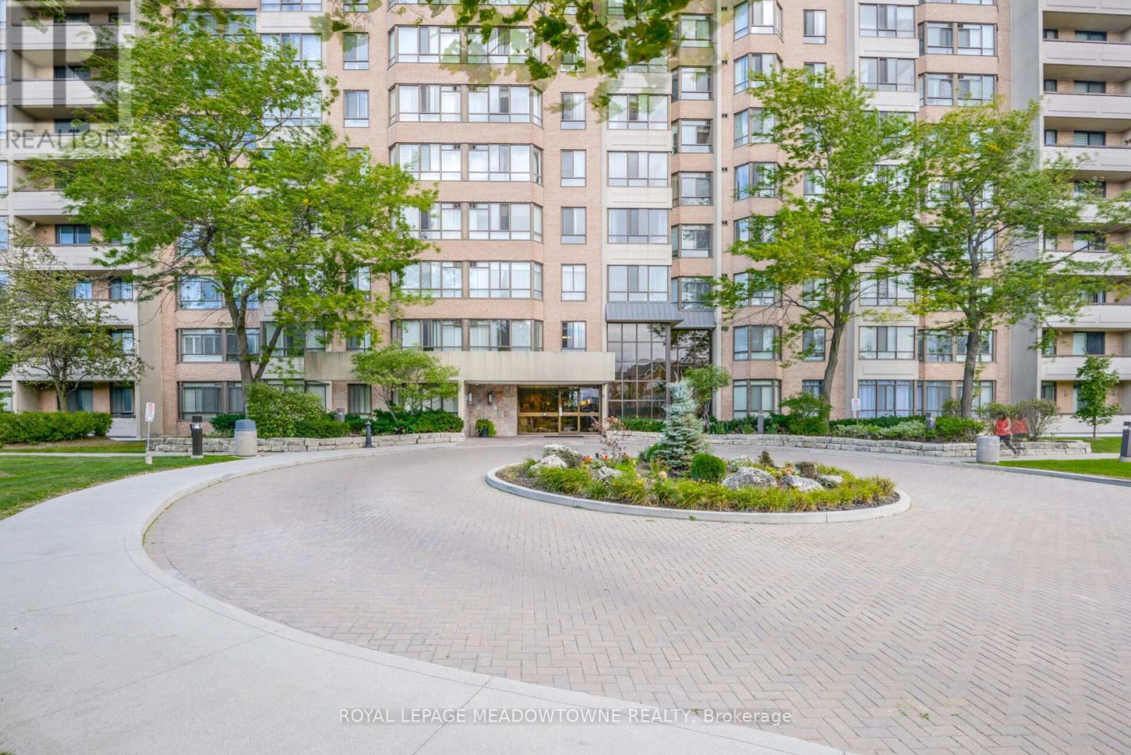 












106 - 100 COUNTY COURT BOULEVARD

,
Brampton,




Ontario
L6W3X1

