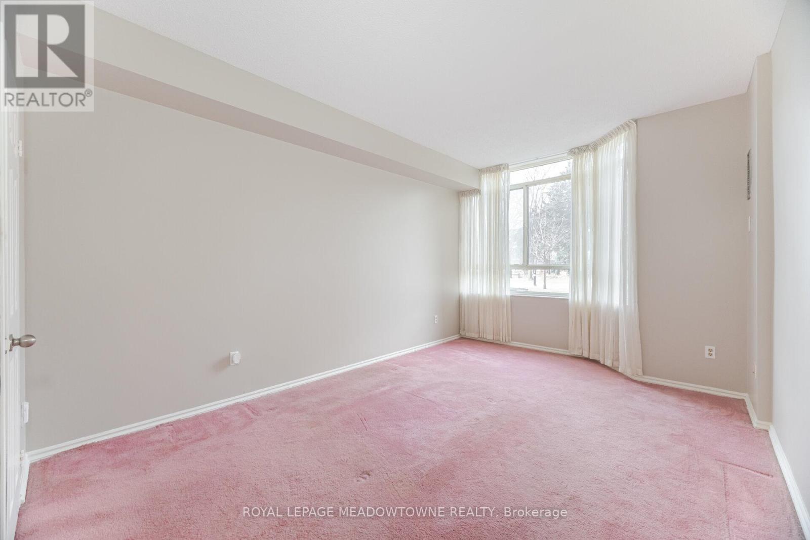 












106 - 100 COUNTY COURT BOULEVARD

,
Brampton,




Ontario
L6W3X1

