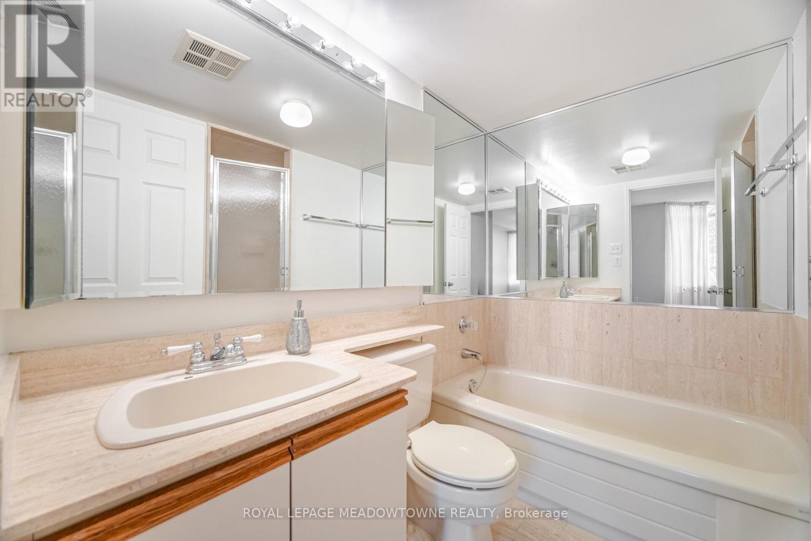 












106 - 100 COUNTY COURT BOULEVARD

,
Brampton,




Ontario
L6W3X1

