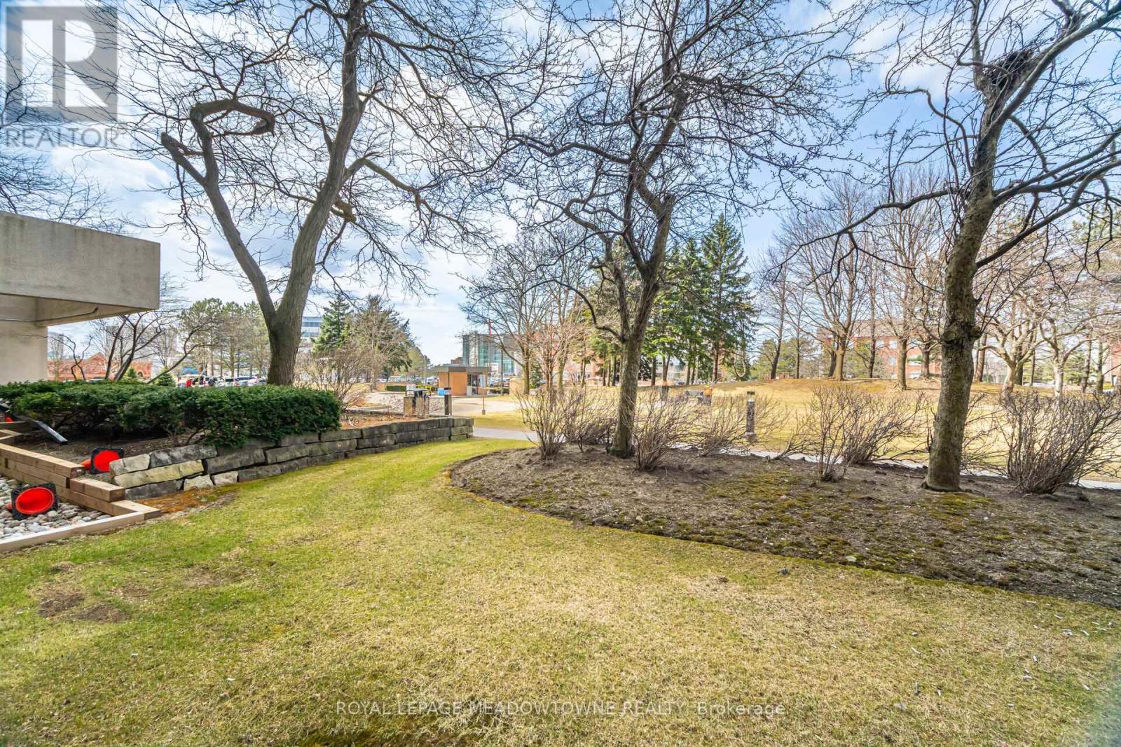 












106 - 100 COUNTY COURT BOULEVARD

,
Brampton,




Ontario
L6W3X1

