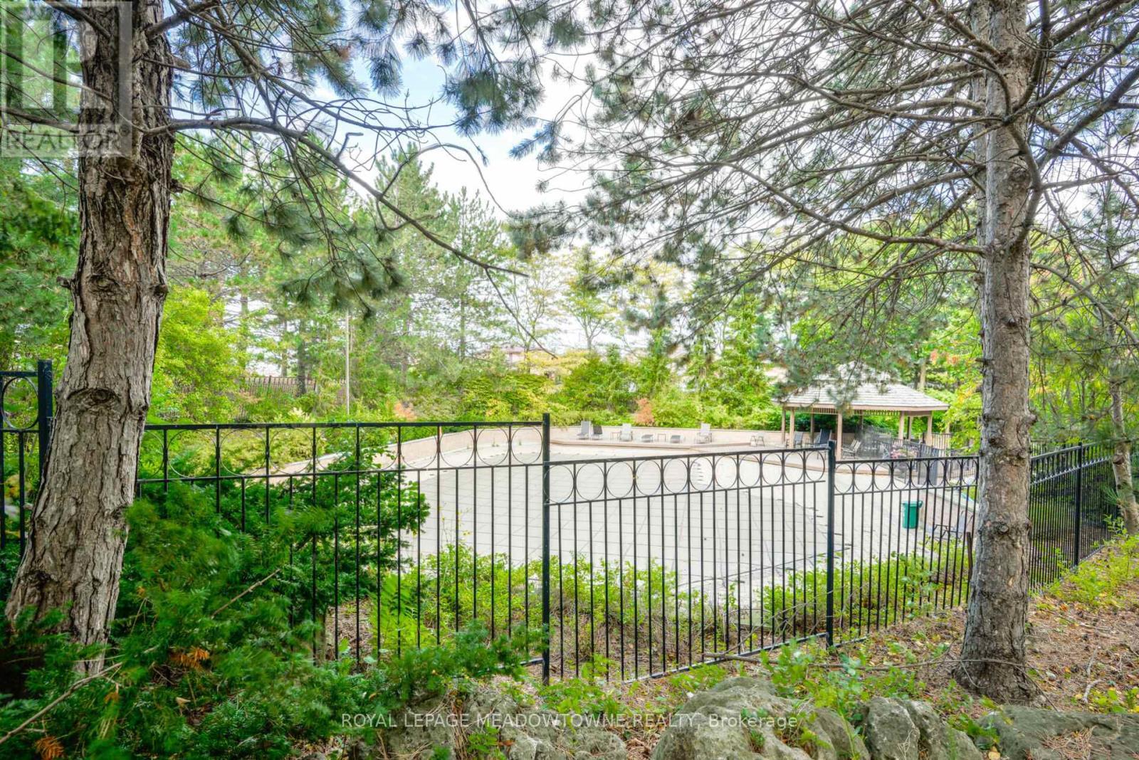 












106 - 100 COUNTY COURT BOULEVARD

,
Brampton,




Ontario
L6W3X1

