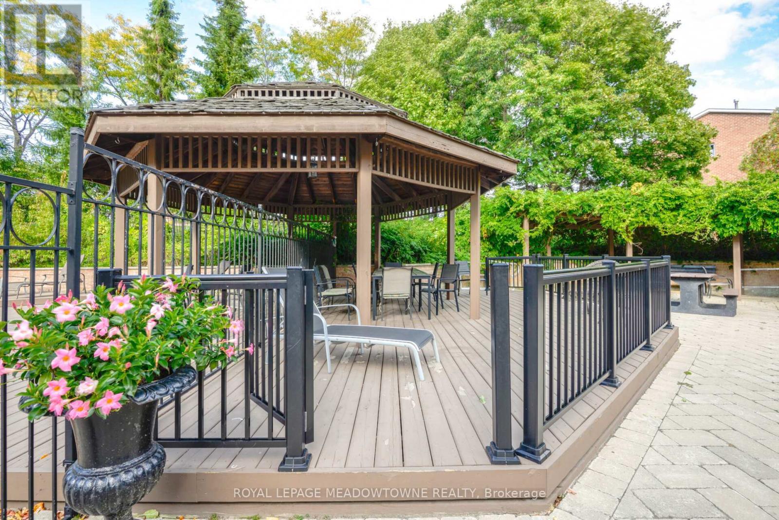 












106 - 100 COUNTY COURT BOULEVARD

,
Brampton,




Ontario
L6W3X1

