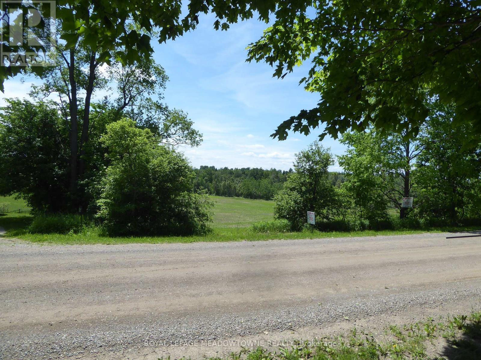 












5258 THIRD LINE

,
Erin,







Ontario
L7J2L8

