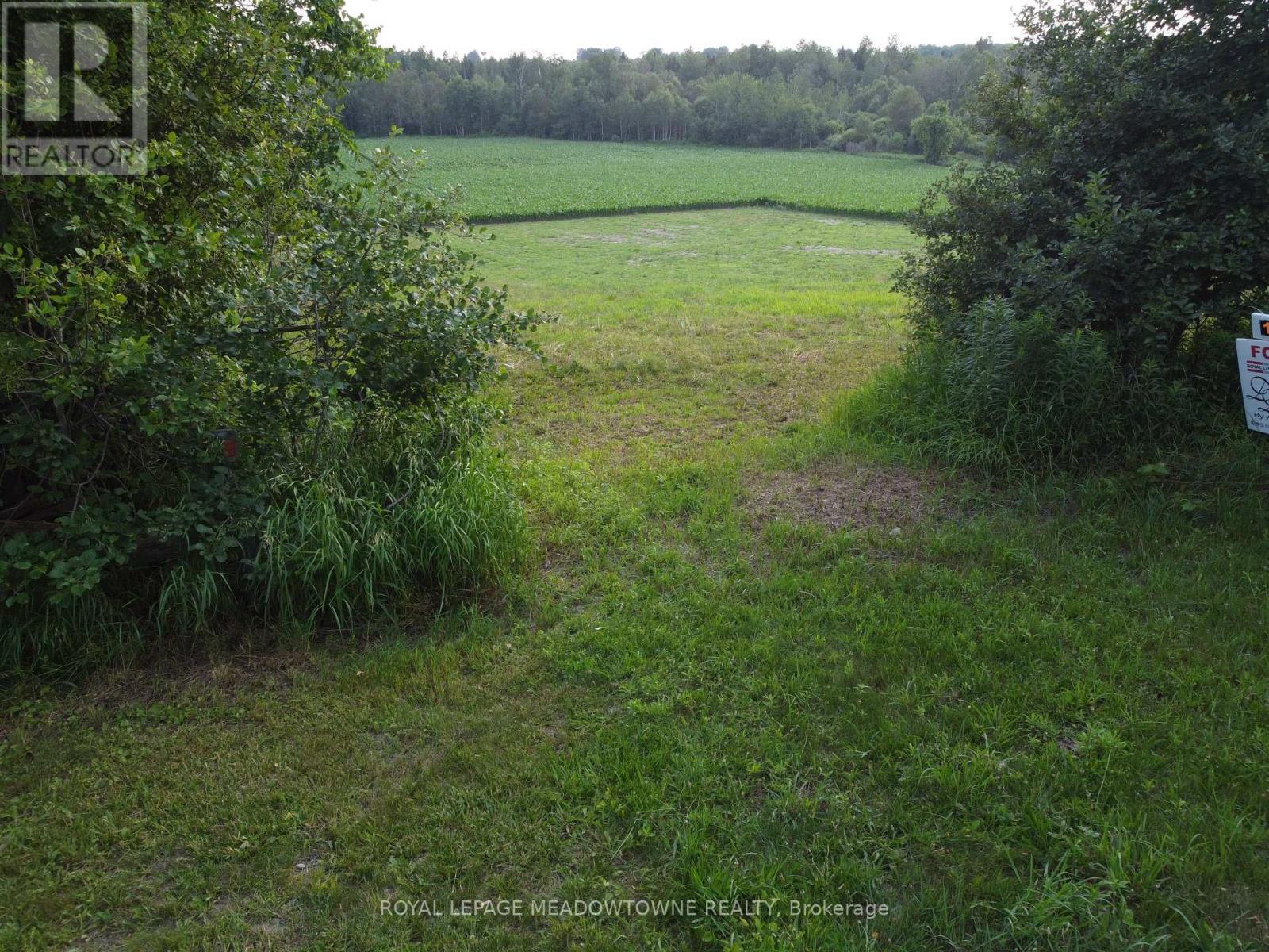 












5258 THIRD LINE

,
Erin,







Ontario
L7J2L8

