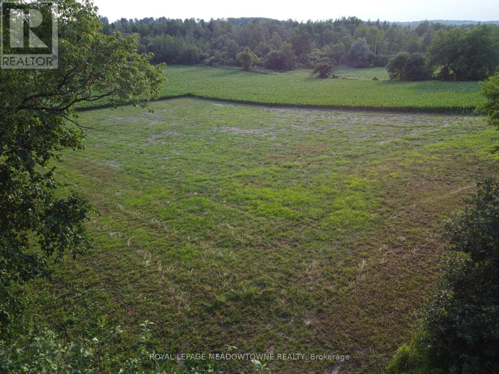 












5258 THIRD LINE

,
Erin,







Ontario
L7J2L8

