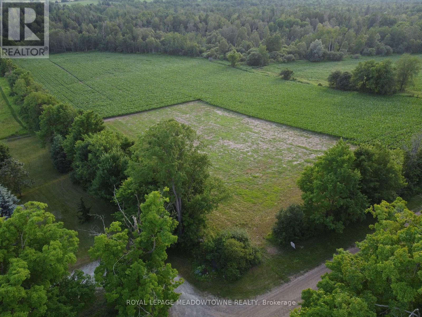 












5258 THIRD LINE

,
Erin,







Ontario
L7J2L8

