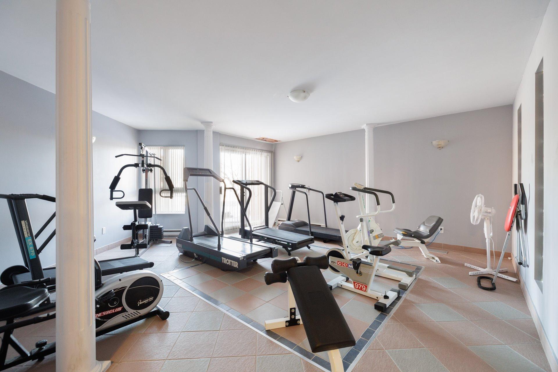 









1030


Rue Melatti

, 304,
Montréal (LaSalle),




QC
H8N3A2

