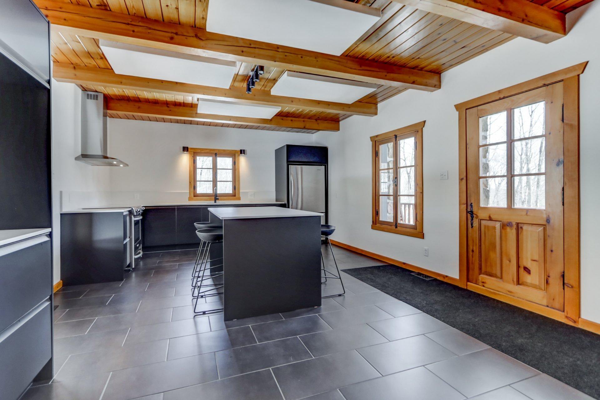 









1588


Rue Forest

,
Prévost,




QC
J0R1T0

