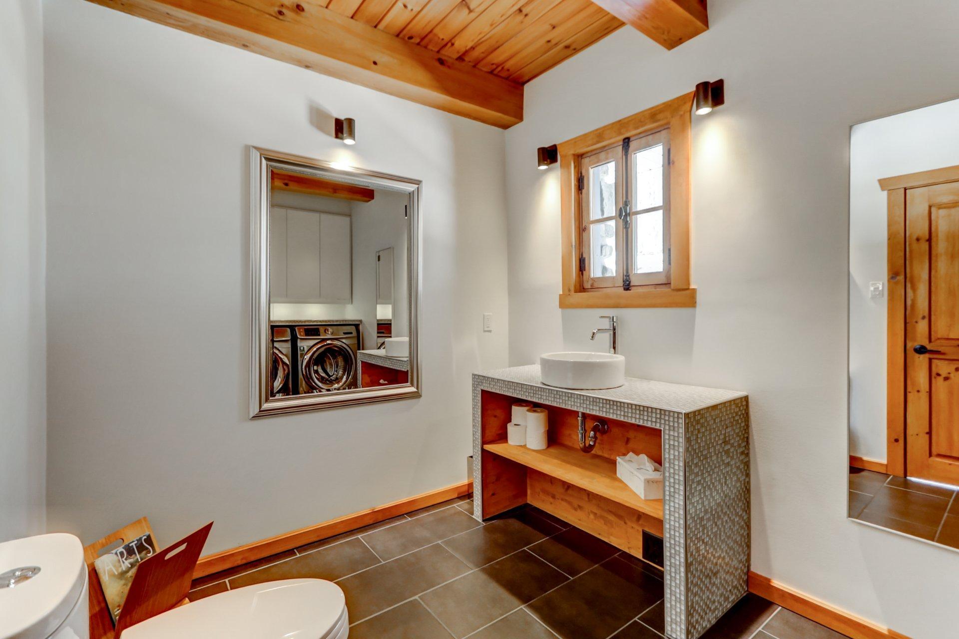 









1588


Rue Forest

,
Prévost,




QC
J0R1T0

