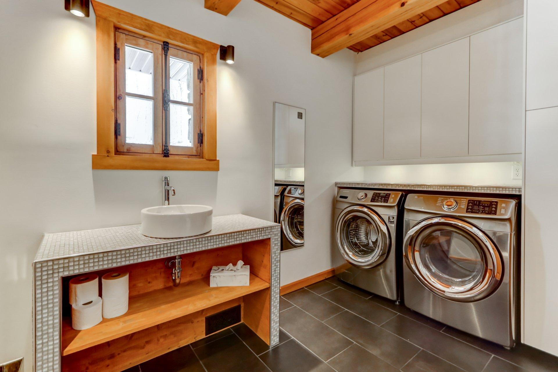 









1588


Rue Forest

,
Prévost,




QC
J0R1T0


