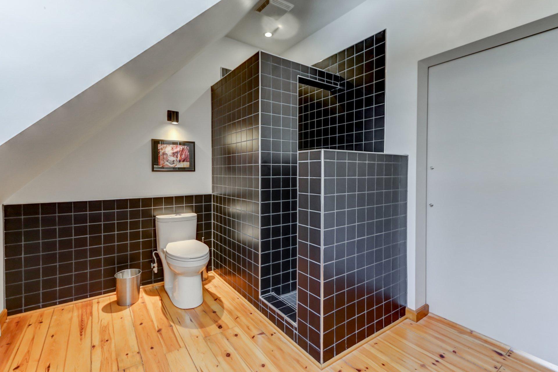 









1588


Rue Forest

,
Prévost,




QC
J0R1T0

